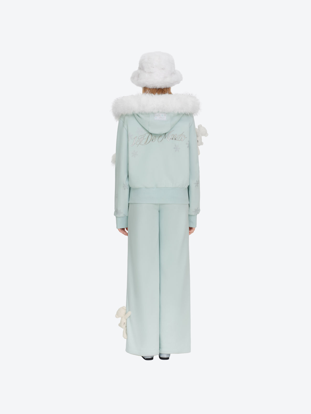 13DE MARZO Snow Bear Bucket Hat White - 13DE MARZO