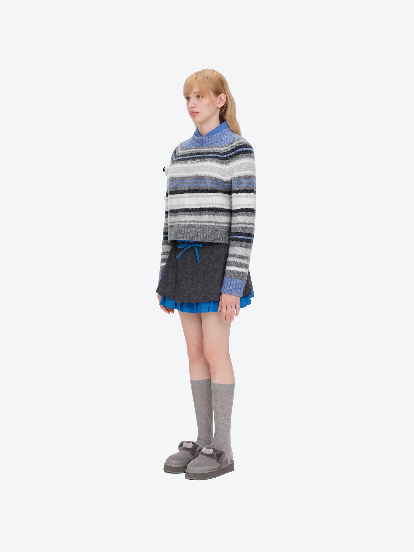 13DE MARZO Marzo Valley Colored Lines Sweater Blue