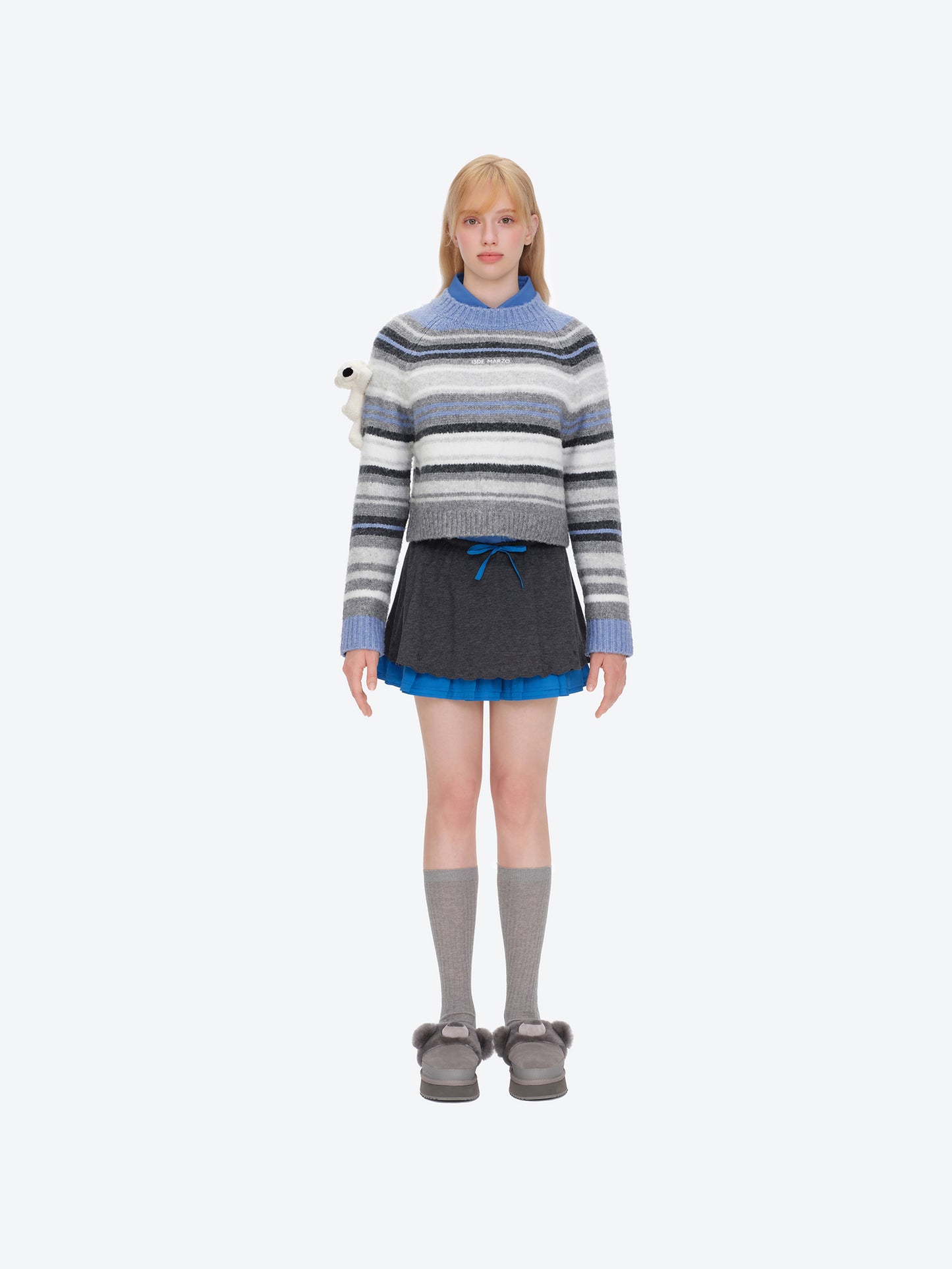 13DE MARZO Marzo Valley Colored Lines Sweater Blue
