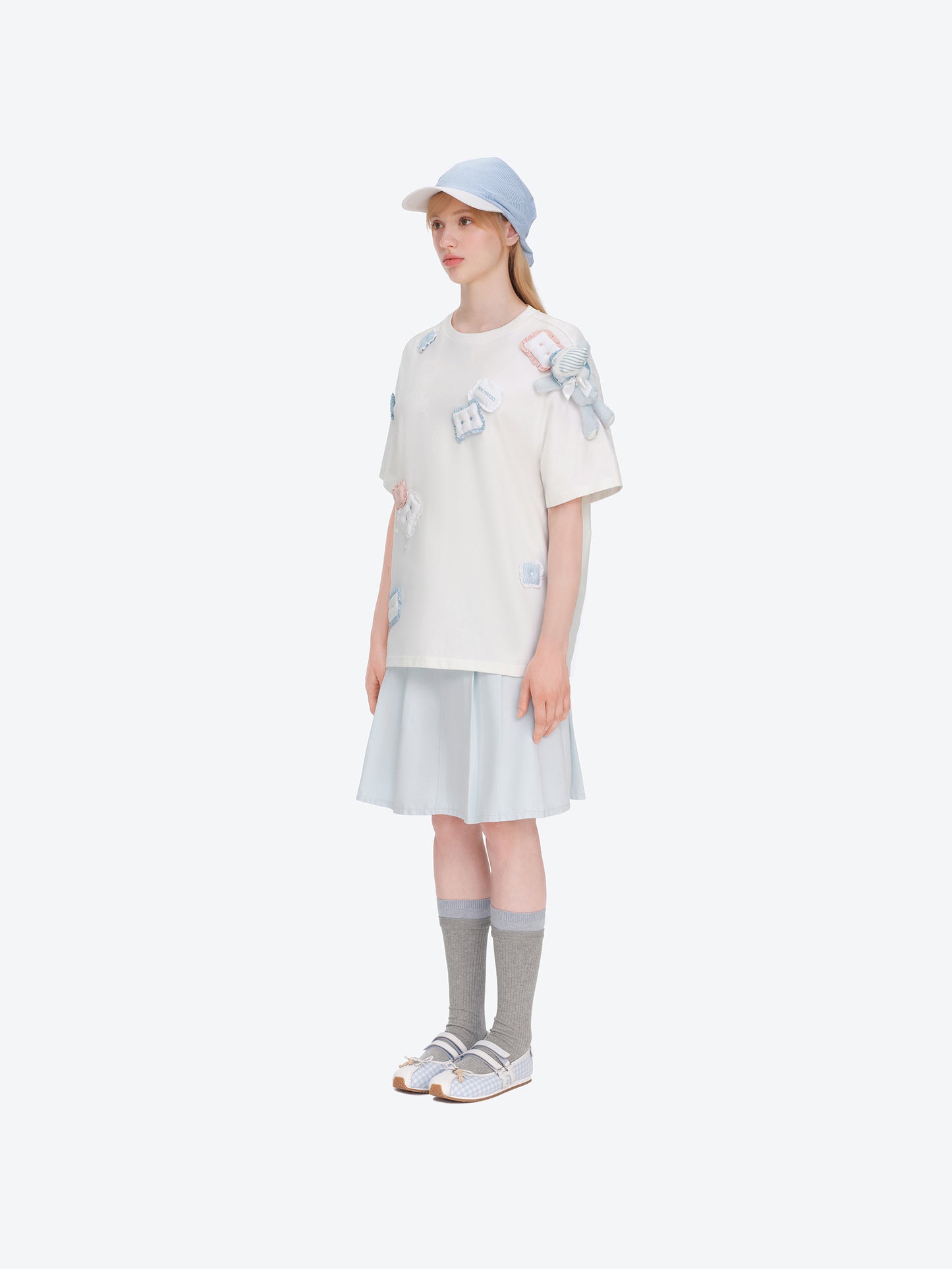 13DE MARZO Nighty Night Bear Pillow Oversized T-shirt White
