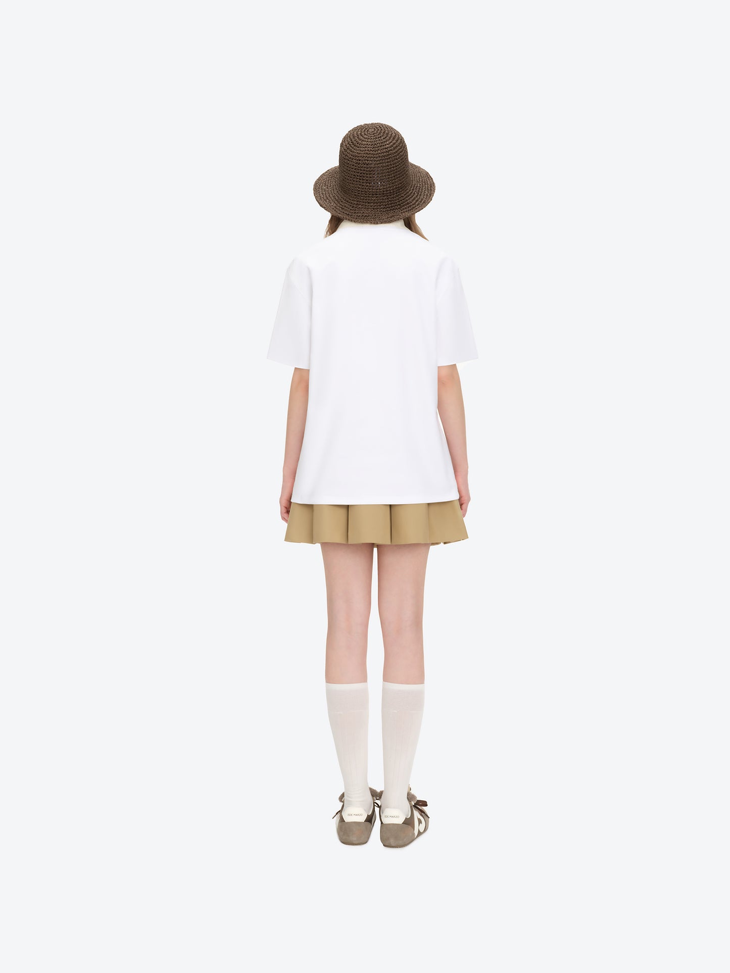 13DE MARZO Bear Offering Flowers 3D T-shirt White - 13DE MARZO