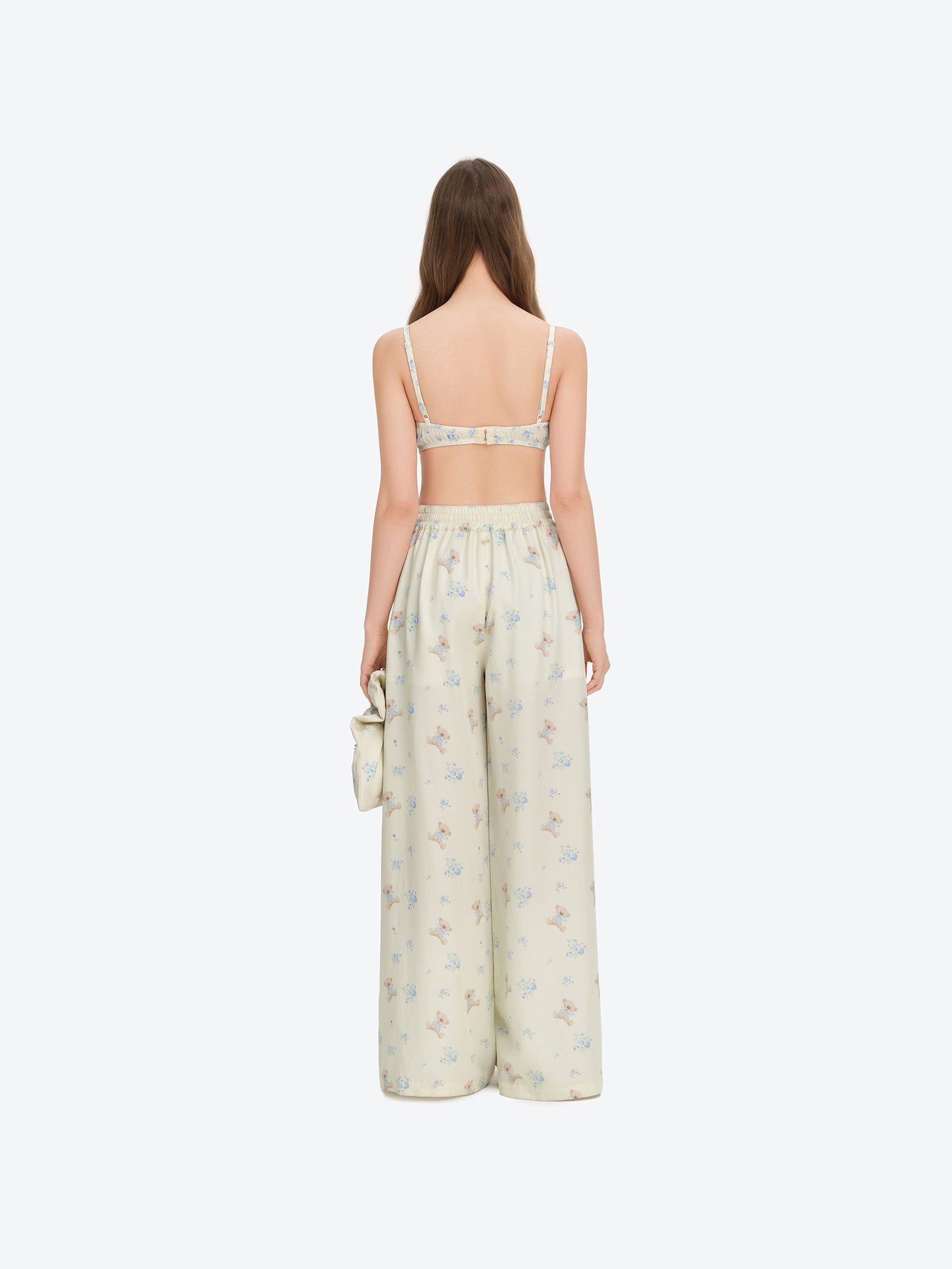13DE MARZO All-Over Floral Print Loose Pants Beige