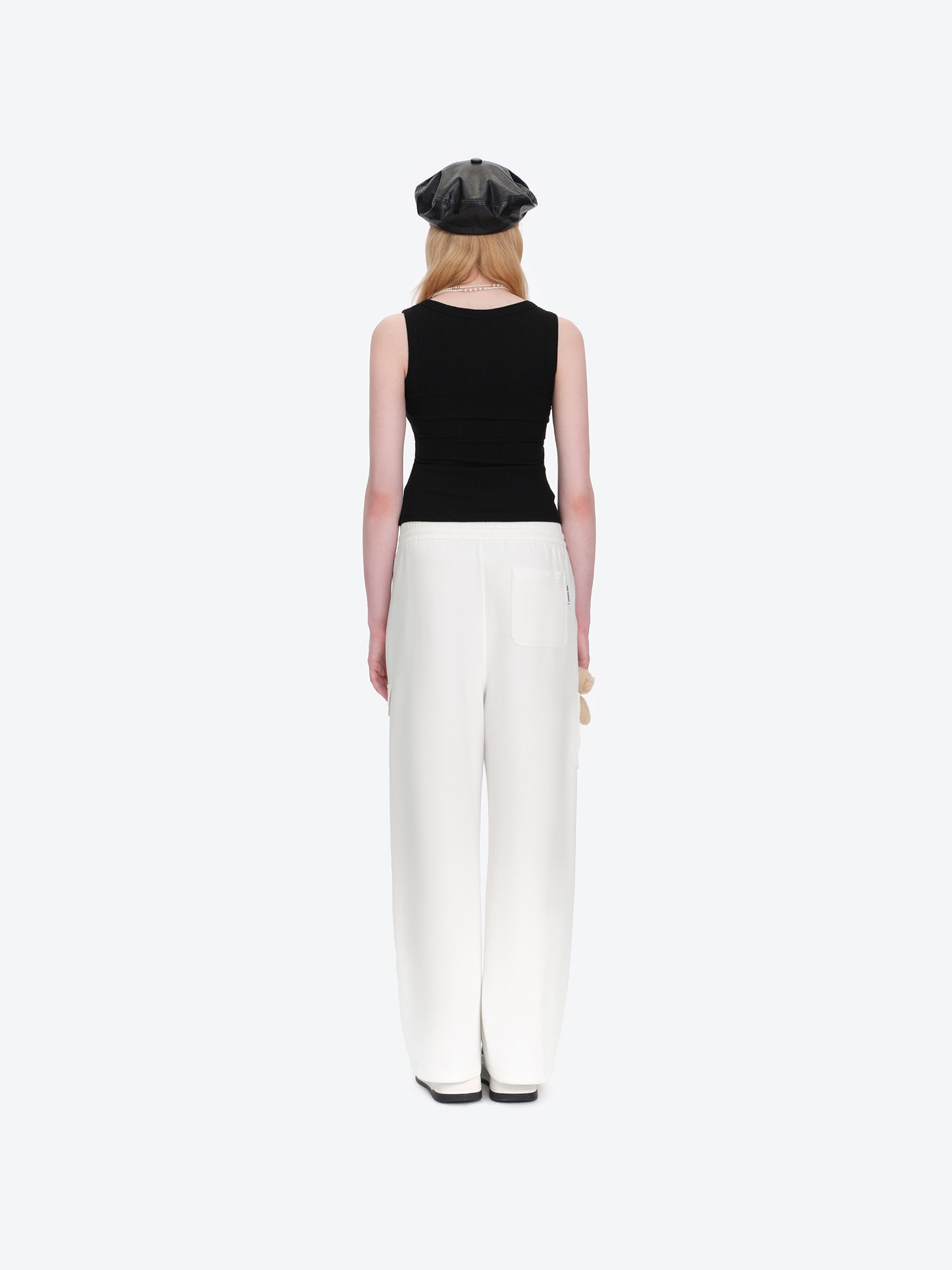13DE MARZO Pocket Bear Wide-leg Sweatpants White - 13DE MARZO