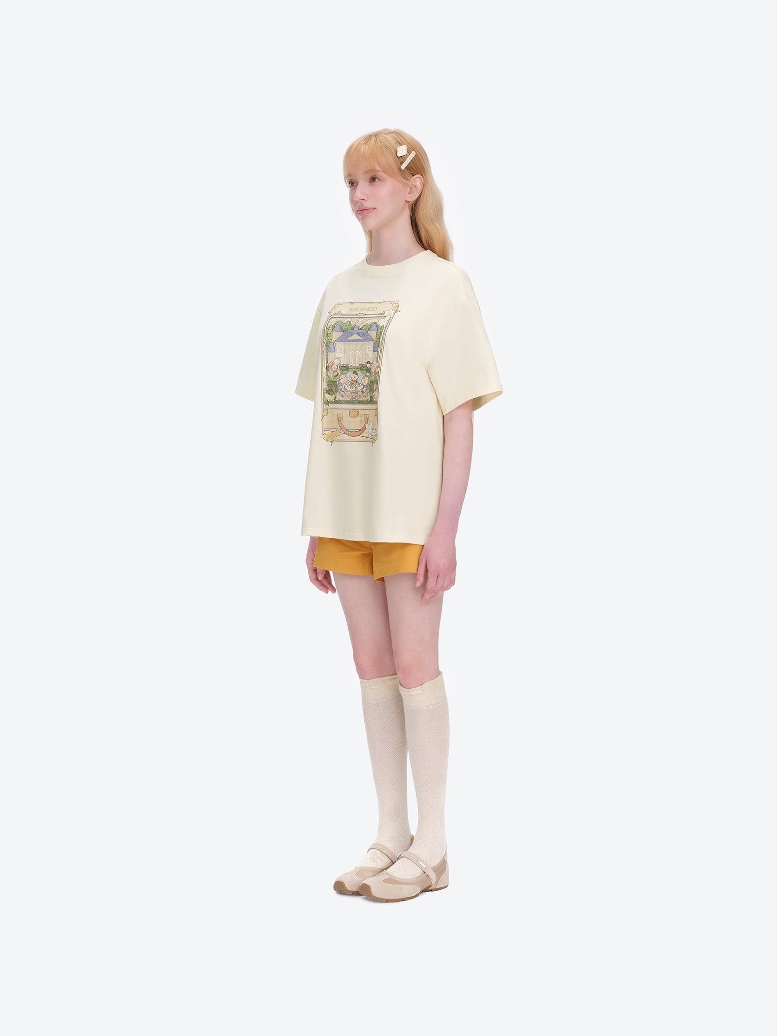 13DE MARZO Manor Party Illustration T-shirt - 13DE MARZO