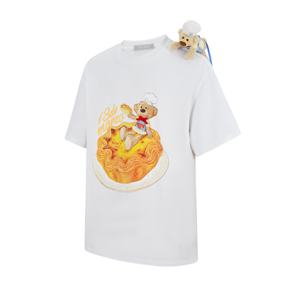 13DE MARZO Bear  Macau Tart T-shirt White