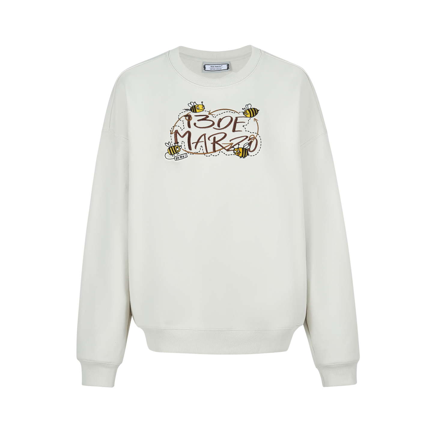 13DE MARZO Matthew Langille Bear Travel Sweater