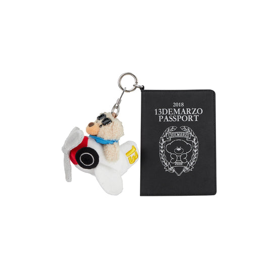 13DE MARZO Pilot Bear Passport Holder - 13DE MARZO