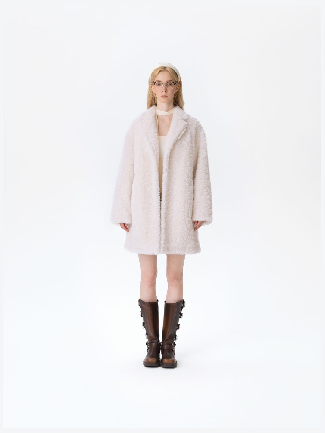 13DE MARZO Bear Fuzzy Long Coat Beige - 13DE MARZO
