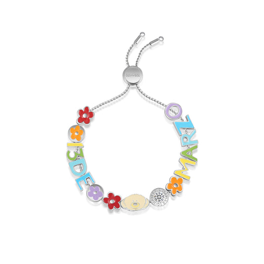 13DE MARZO Color Logo Floral Bear Beaded Bracelet, a colorful silver piece ideal for friendship and fun accessories.