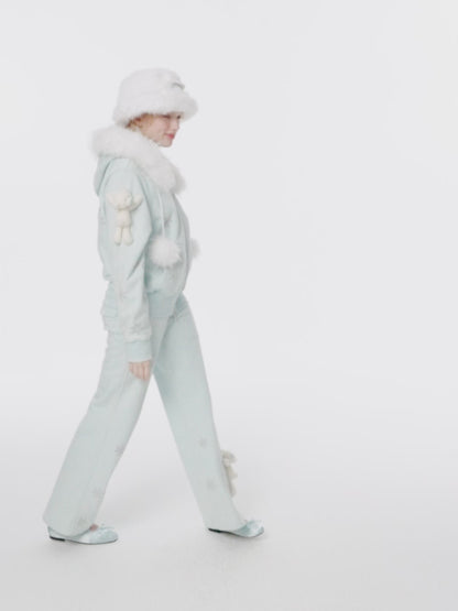 13DE MARZO Snow Bear Bucket Hat White