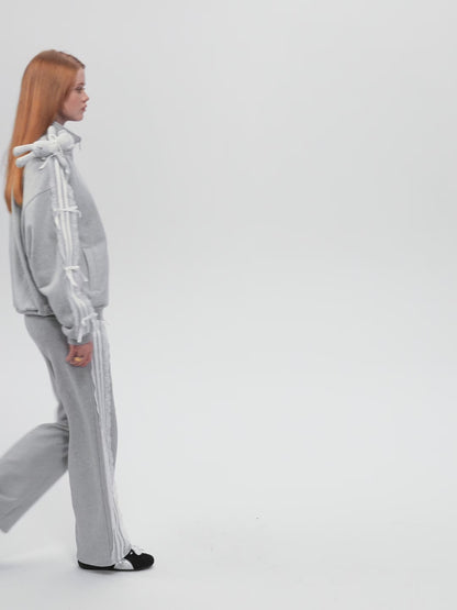 13DE MARZO Bear Lacy Knot Zip Sweatshirt