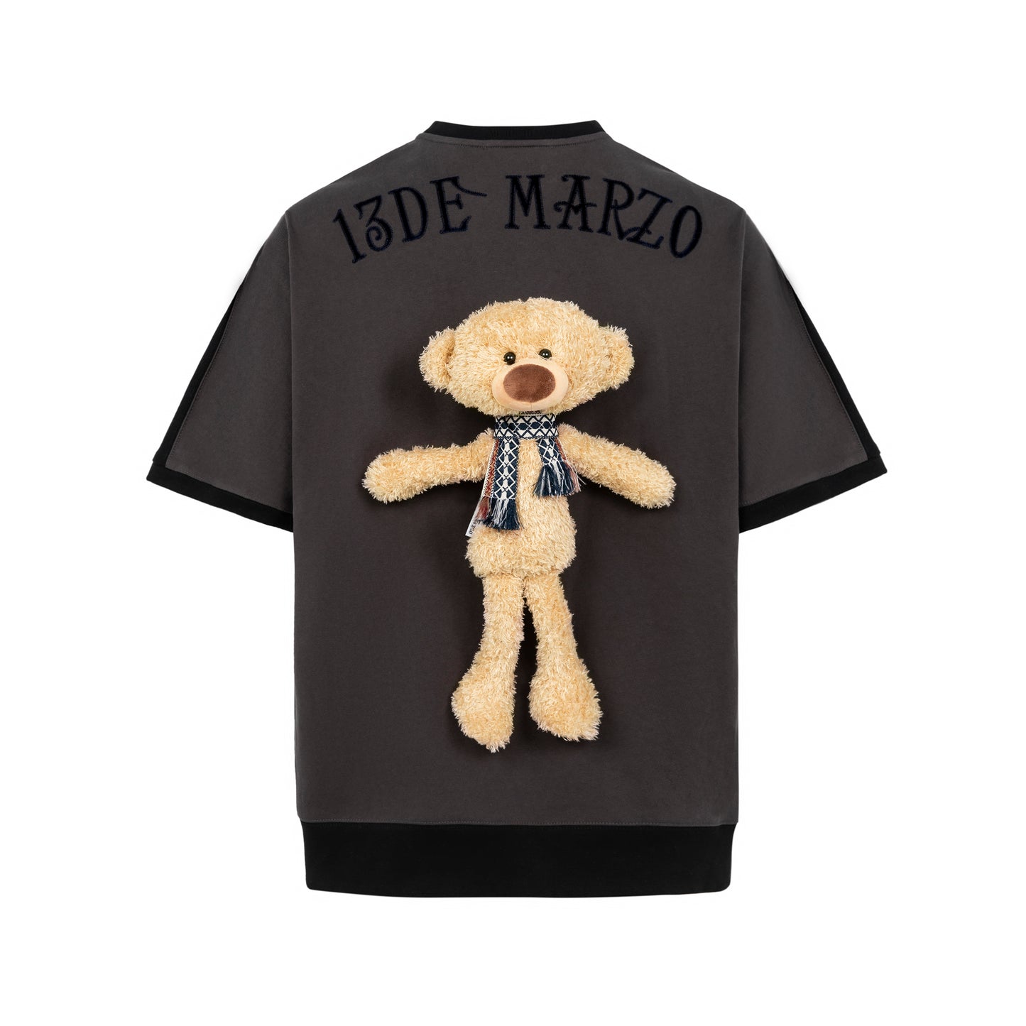 13DE MARZO Bear Exotic T-shirt